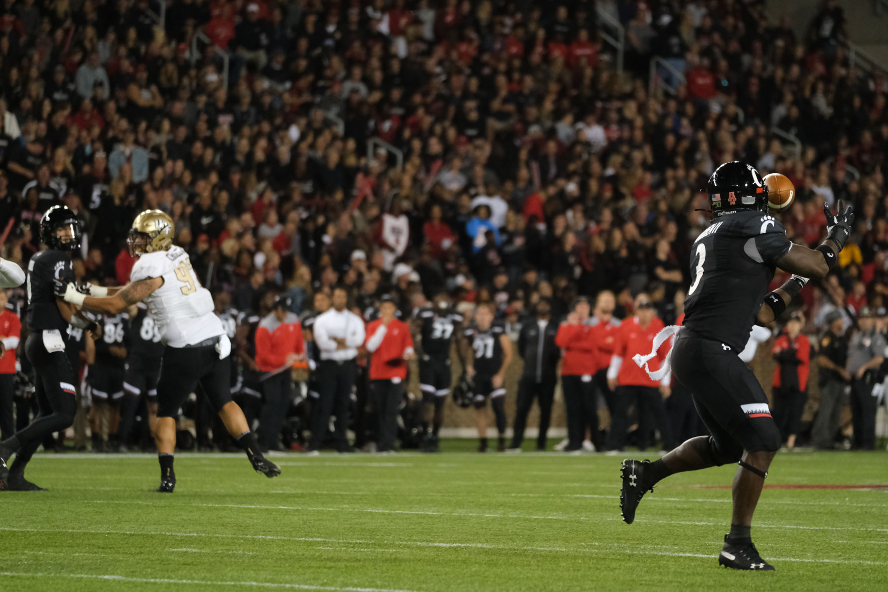 UC UCF FB 10-04 (8 of 25).jpg